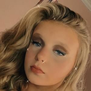 Meet your Posher, Maddie